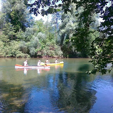 Дом отдыха In By River Kupa