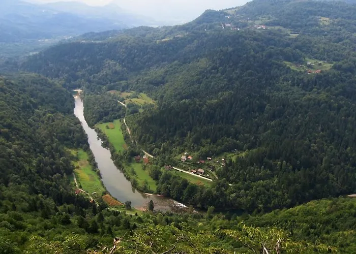 In By River Kupa Brod na Kupi